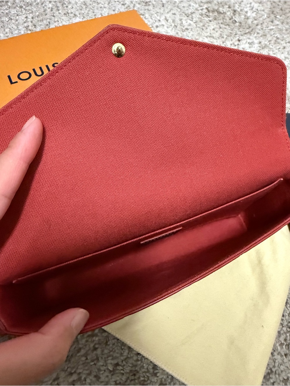 Louis Vuitton Felicie Pochette in (Marine Rouge) Monogram Empreinte leather. - Picture 7 of 16